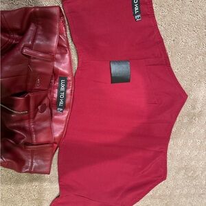 Luxe to kill red leather set